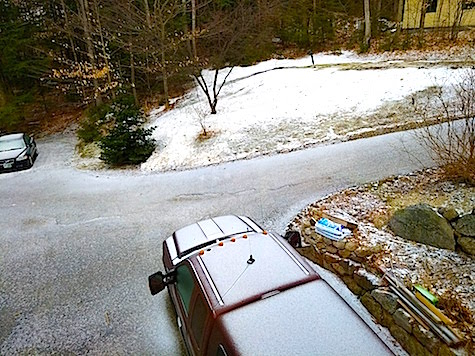 snow-light-on-pickup