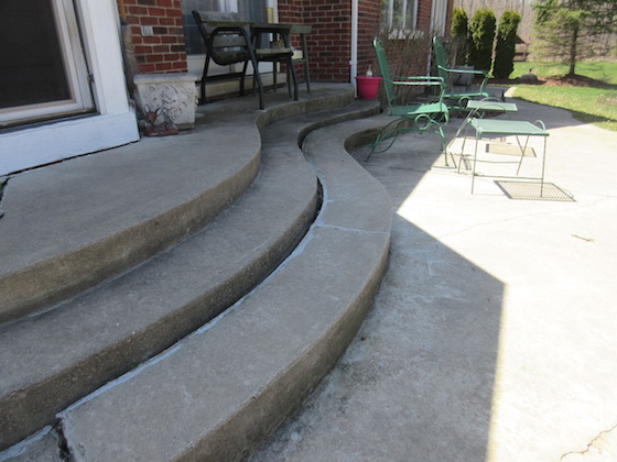 cracked curved concrete steps