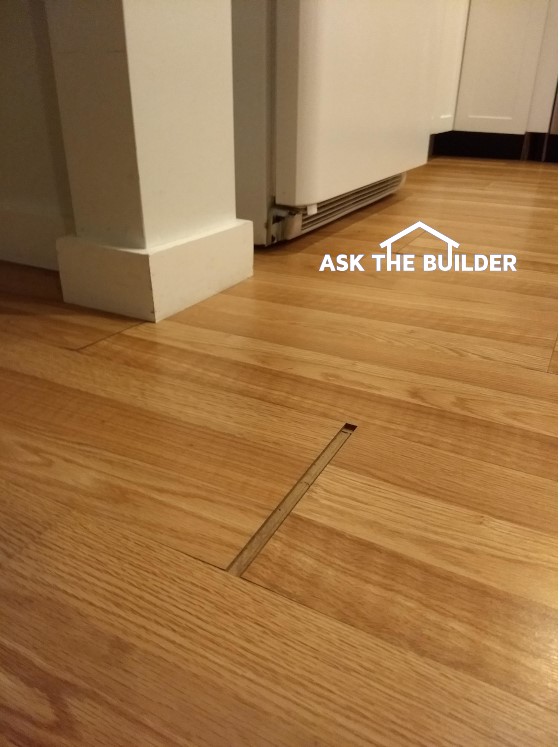 laminate floor gap