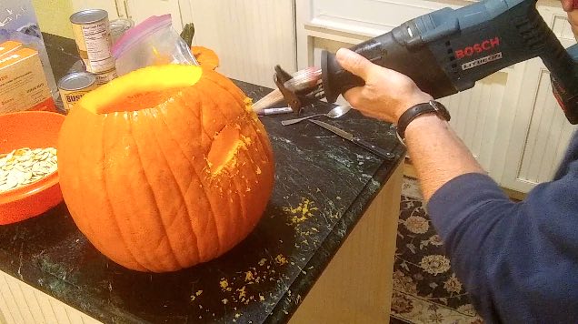 pumpkin carving saw